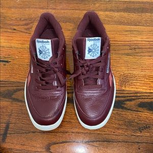 mens classic reeboks size 10.5